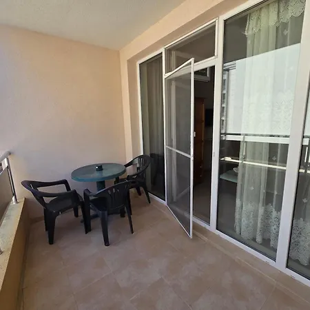 студиa блу минута от плажа