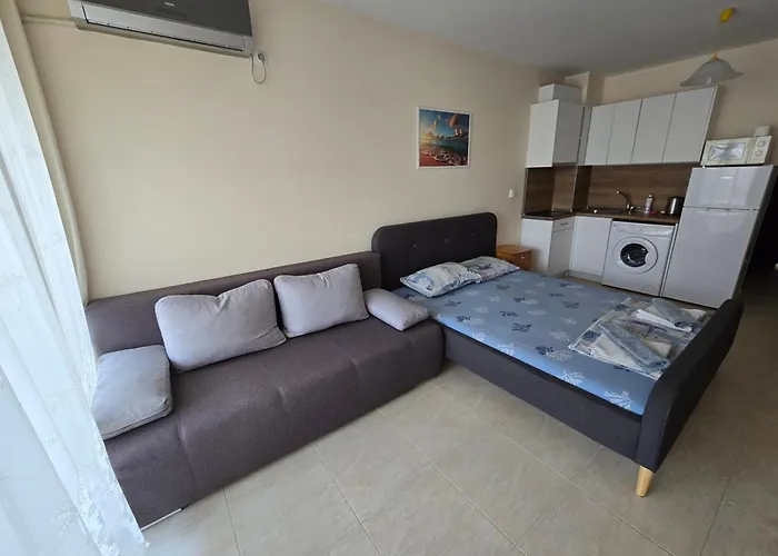 студиa блу минута от плажа דירה